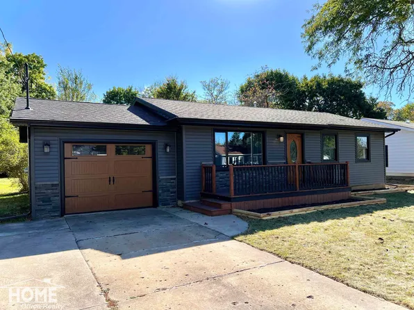 414 E North St, Owosso, MI 48867