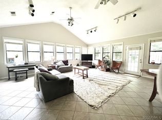 868 Hidden Forest Trl, Wetumpka, AL 36093