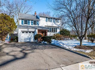 36 Essex Ave, Metuchen, NJ 08840
