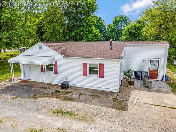 2nd image of 4431 E Mount Morris Rd