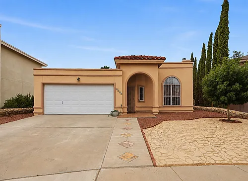 1308 Rose Bud Ln Photo 1