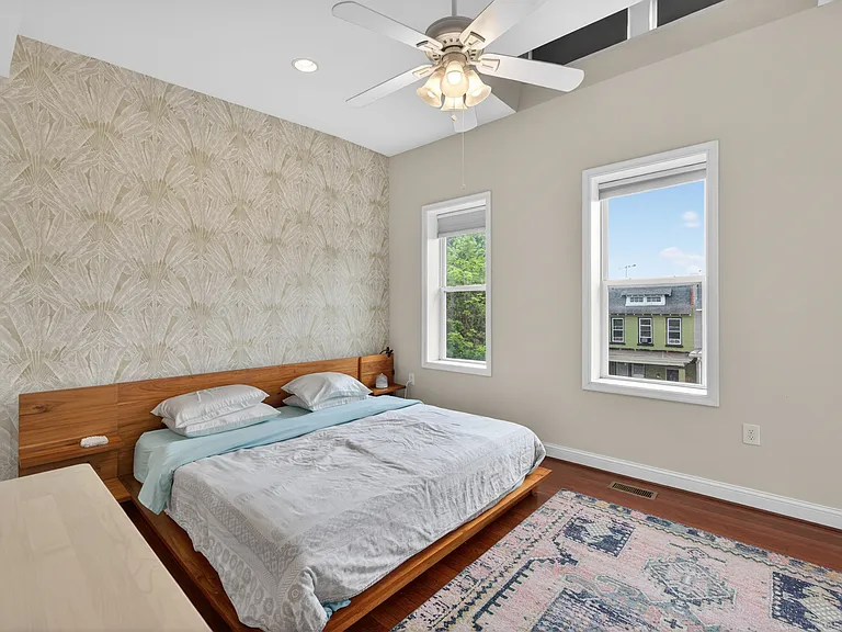 316 Todd Pl NE — Photo 16