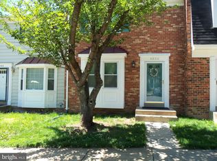 4826 Nash Dr, Fairfax, VA 22032