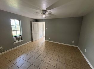 2013 Eubanks St #9, Houston, TX 77093