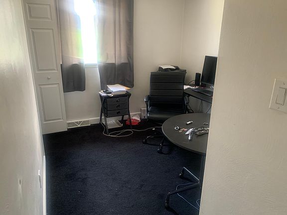 2nd image of 425 Kennedy Dr
