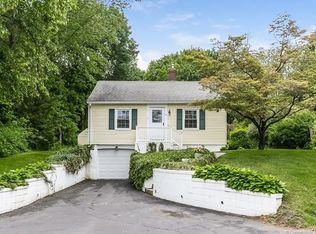 81 Scotland Ave, Madison, CT 06443