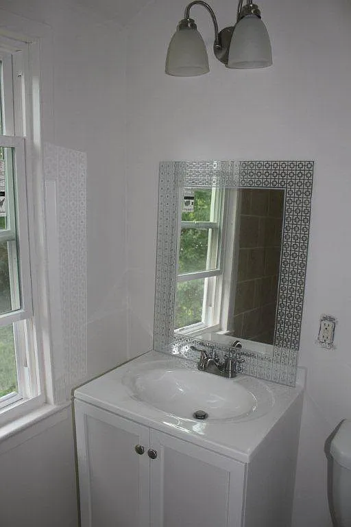 2 bed, 920 sqft, $1,800 — Photo 1