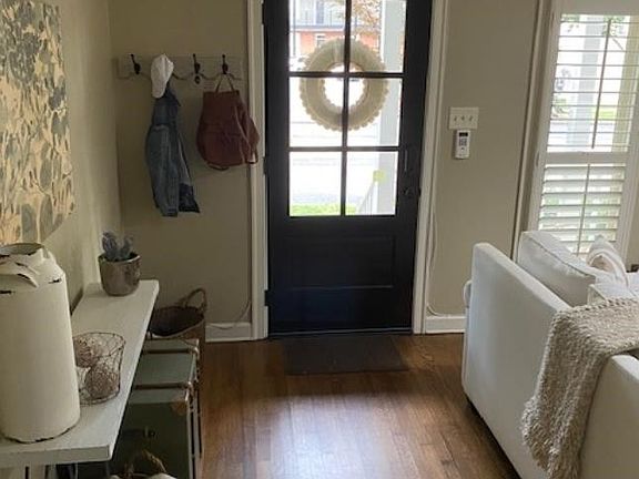3rd image of 54 Harbor Commons Dr