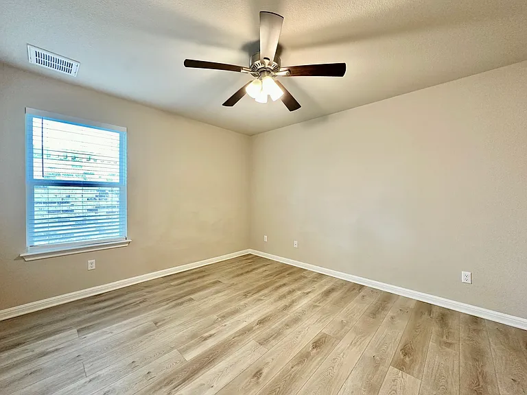 5977 Malta Cir — Photo 20
