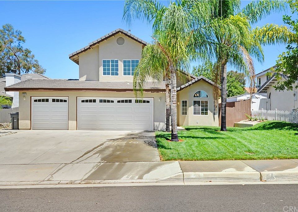 1st image of 24542 Skyland Dr