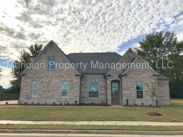 1st image of 5469 Riverstone Dr