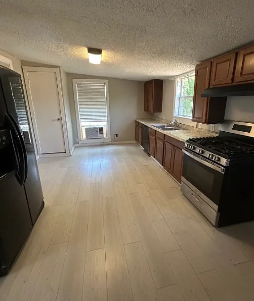 1 bed, 572 sqft, $1,100 — Photo 4