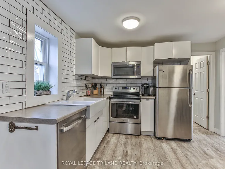 918 William St #UPPER — Photo 5