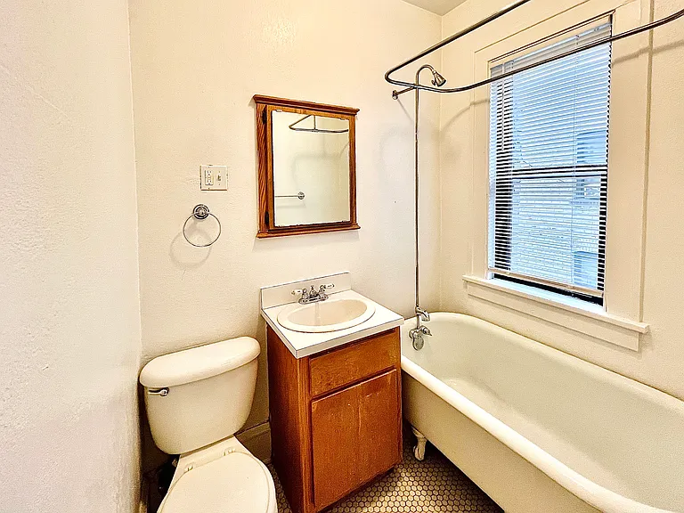 Stevens Square Apartments — Photo 79