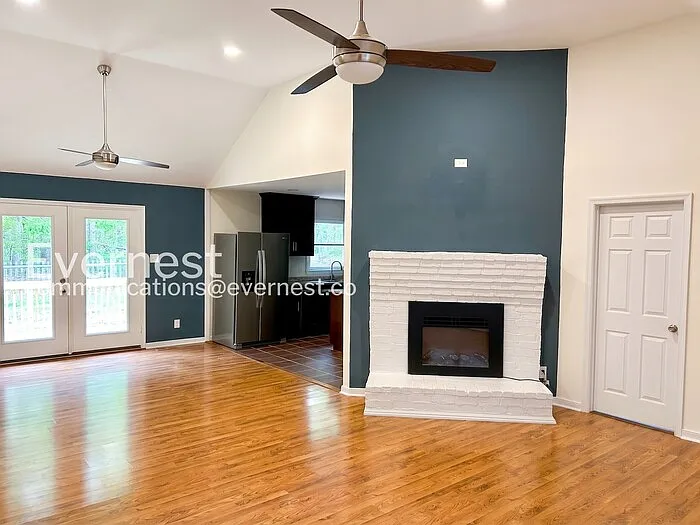 2581 Glenridge Ct — Photo 7
