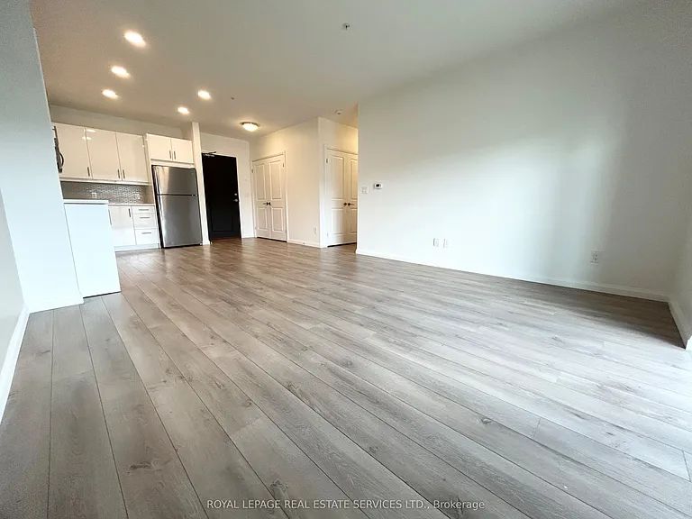 144 Watson Rd N #204 — Photo 9