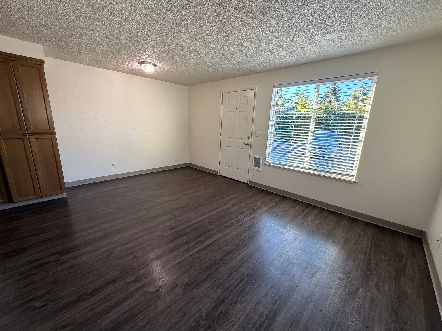 1 bed, 1.0 bath, 510 sqft, $1,195 — Photo 3