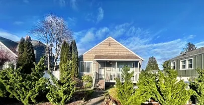 1736 4th St Photo 1
