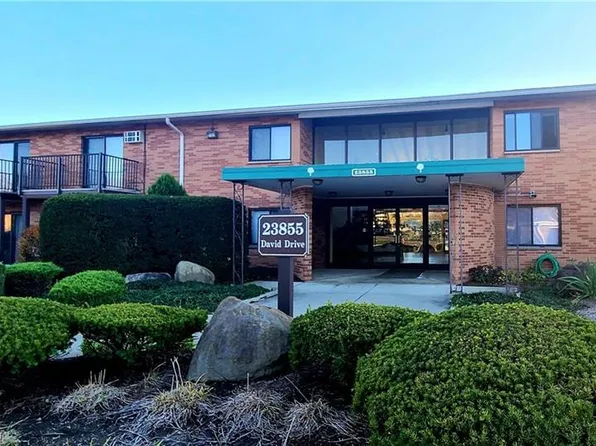 23855 David Dr Unit 105, North Olmsted, OH 44070