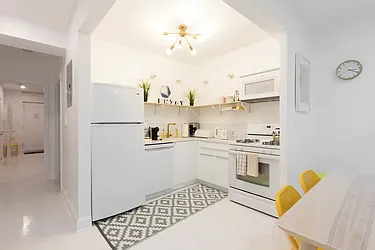 Rented by Isen & Company : Real Estate Advisors