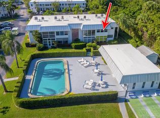 2929 SE Ocean Blvd APT B8, Stuart, FL 34996