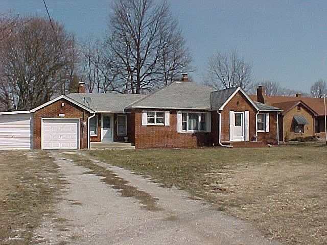 846 E AIRLINE DR