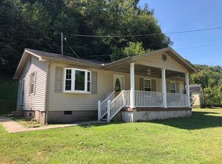 631 Boyd Br, Thealka, KY 41240