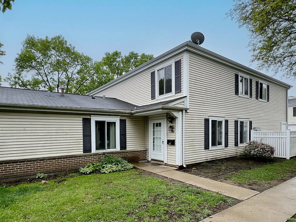 1st image of 1190 Cove Dr