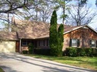 7917 Berkeley Dr, Gloucester Pt, VA 23062