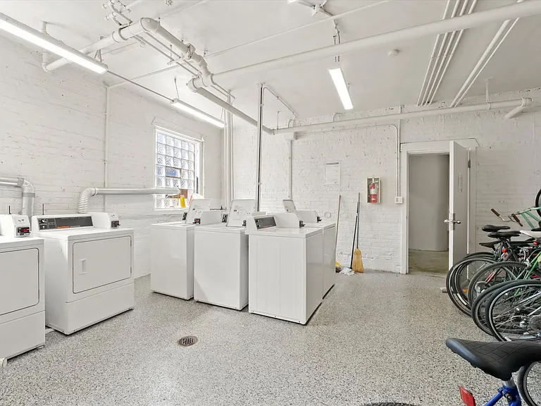 2536 Sawyer LLC — Photo 16