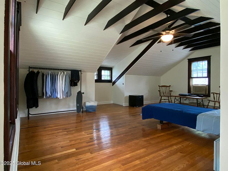 4th image of 357 Mountain Street