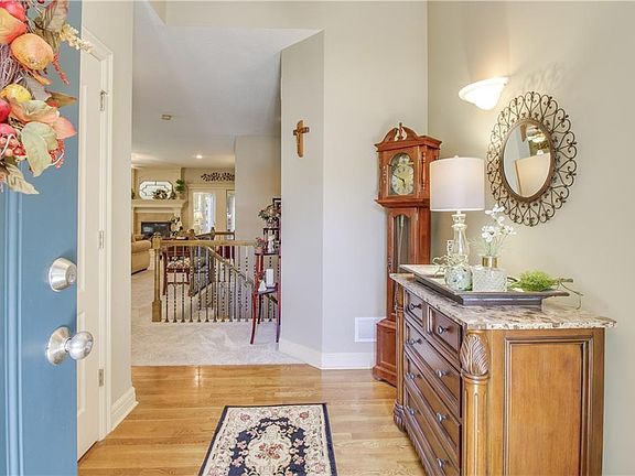 4th image of 3909 NW Chapman Dr
