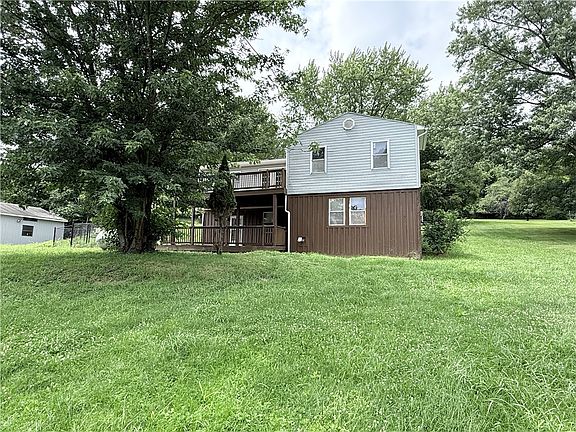 2nd image of 208 McCleary Rd