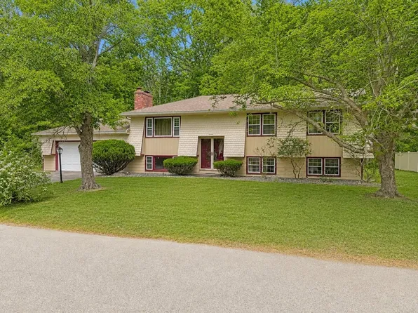 59 Marlise Dr, Attleboro, MA 02703