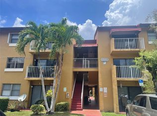 15610 SW 80th St #J-304, Miami, FL 33193