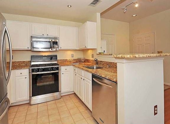 Gourmet Kitchen