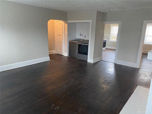 3rd image of 1310 Glendale Ave APT 6