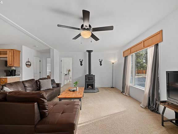 4th image of 12421 Alderwood Dr