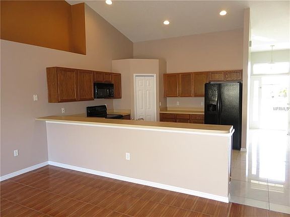 4th image of 610 Koala Ct