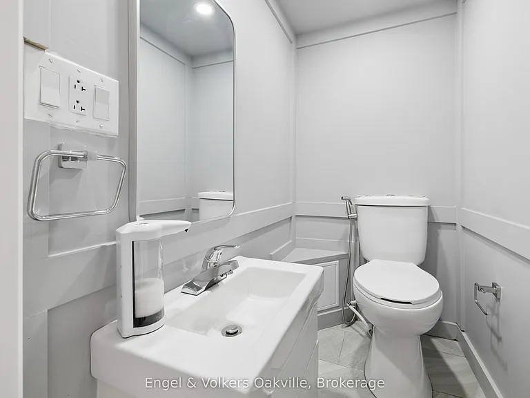 1055 Dundas St E #184 — Photo 16