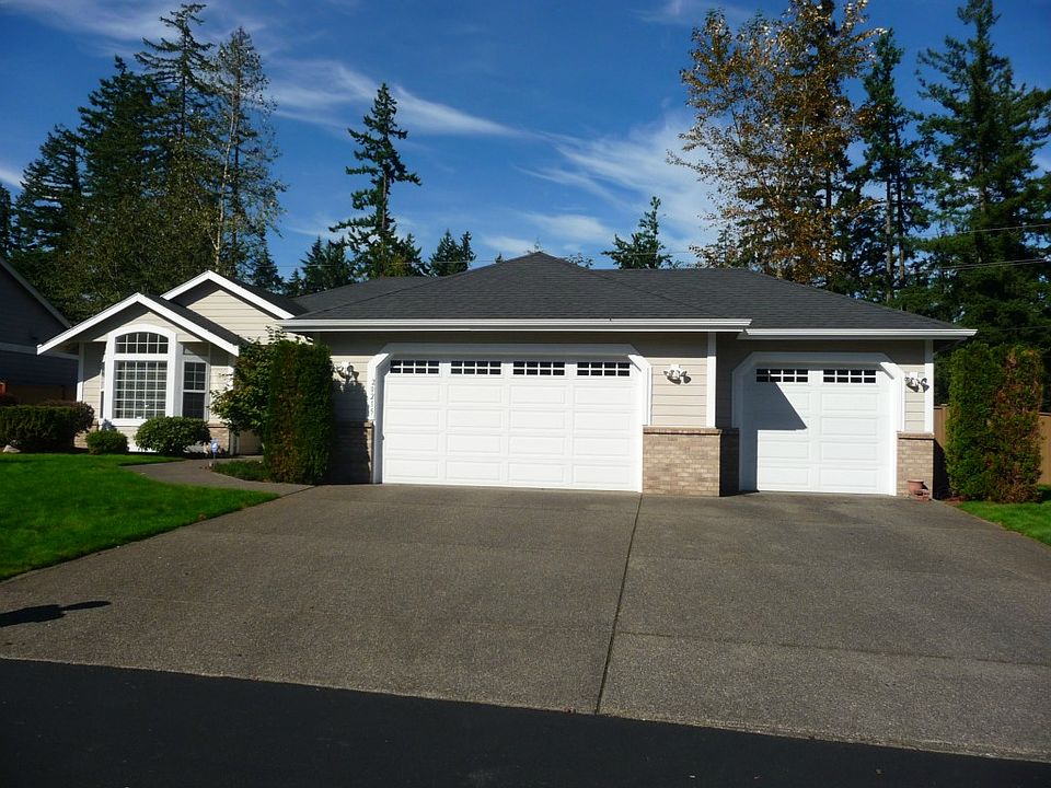 1st image of 20215 90th Street Ct E