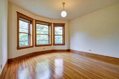 851 W Grace St #2 Photo 1