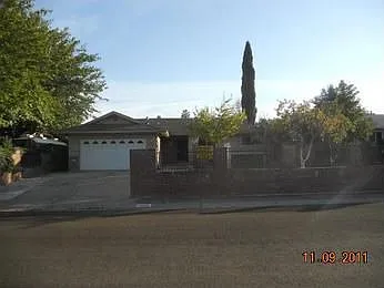10236 Agnes Cir photo 1