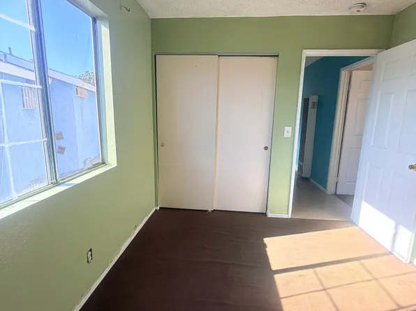 212 E Lanzit Ave #1/2, Los Angeles, CA 90061