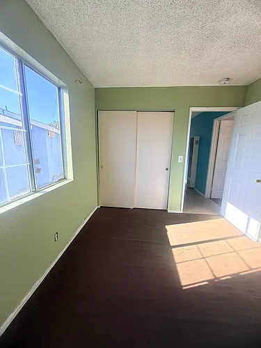 212 E Lanzit Ave #1/2 Photo 1