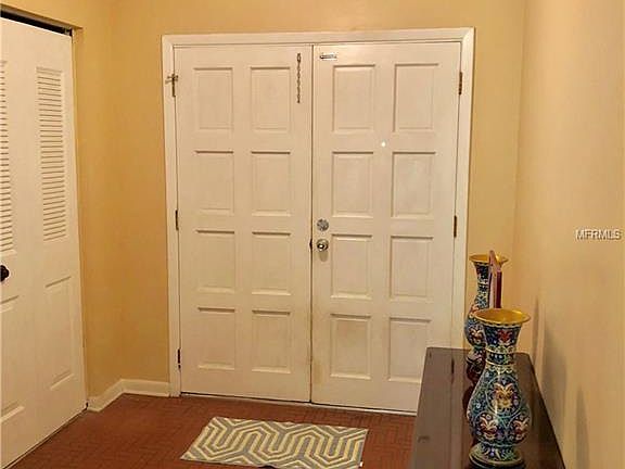 3rd image of 8233 Vassar Cir