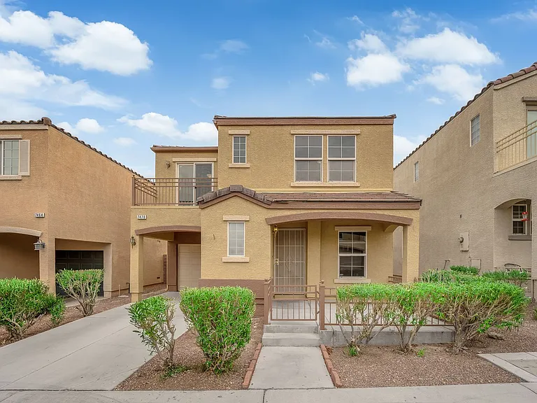 7470 Margollini St — Photo 14