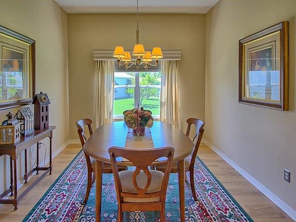 3rd image of 1432 Segovia Pl