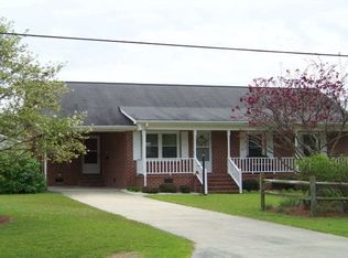3261 Kelly Rd, Kinston, NC 28504