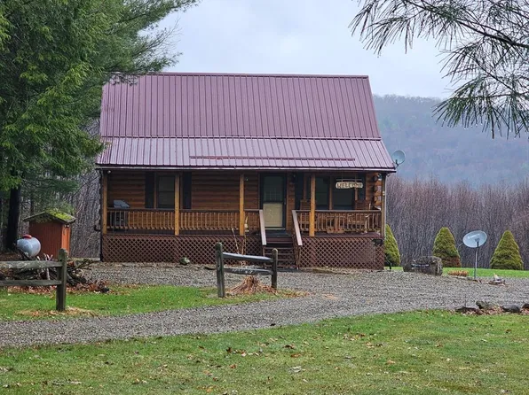 1127 Crystal Springs Rd, Tionesta, PA 16353